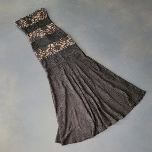 Black Strapless Lace Gown | Minimalist Beauty | Size 6